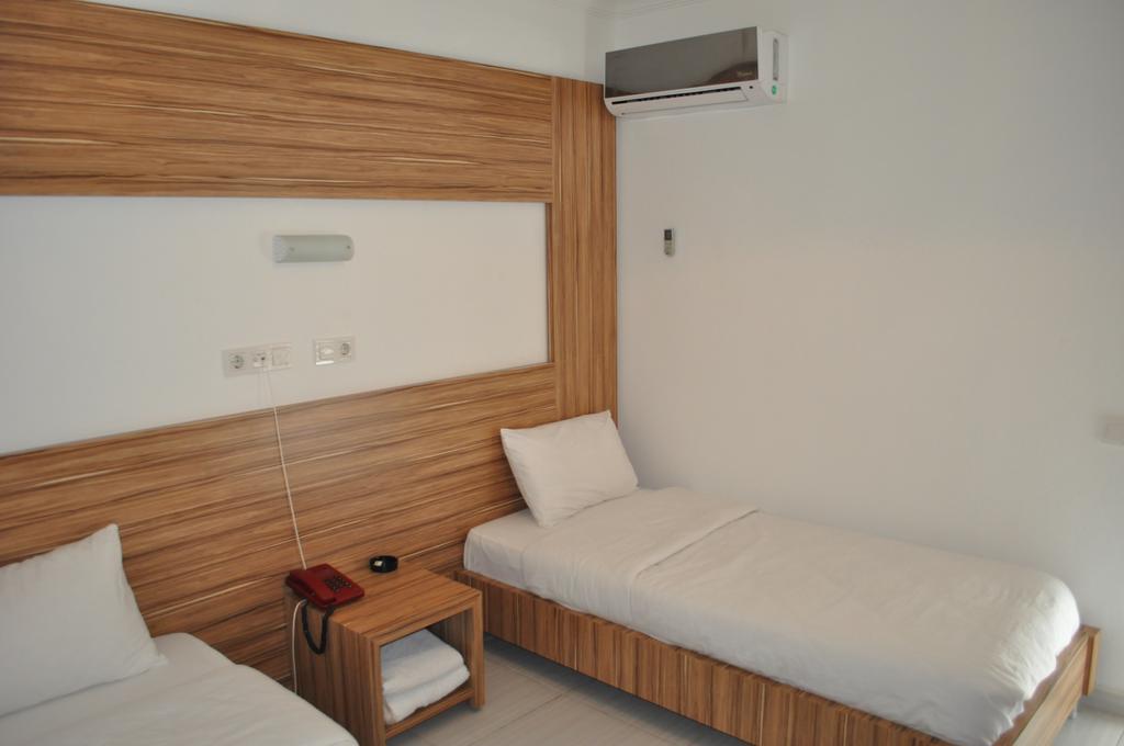 Araucaria Pension Αττάλεια Εξωτερικό φωτογραφία